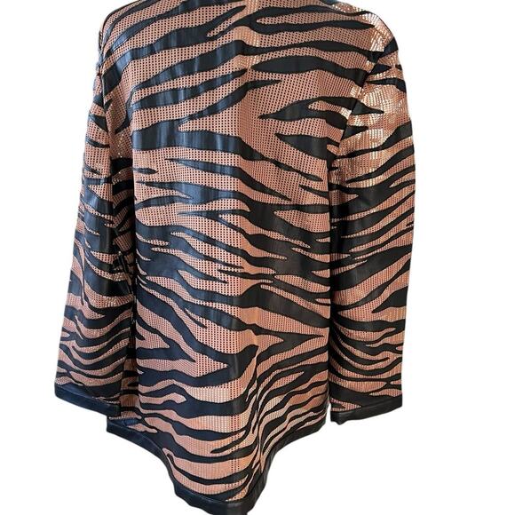 Chico’s 3 (L 16) women's animal stripe, light jacket - Picture 3 of 9
